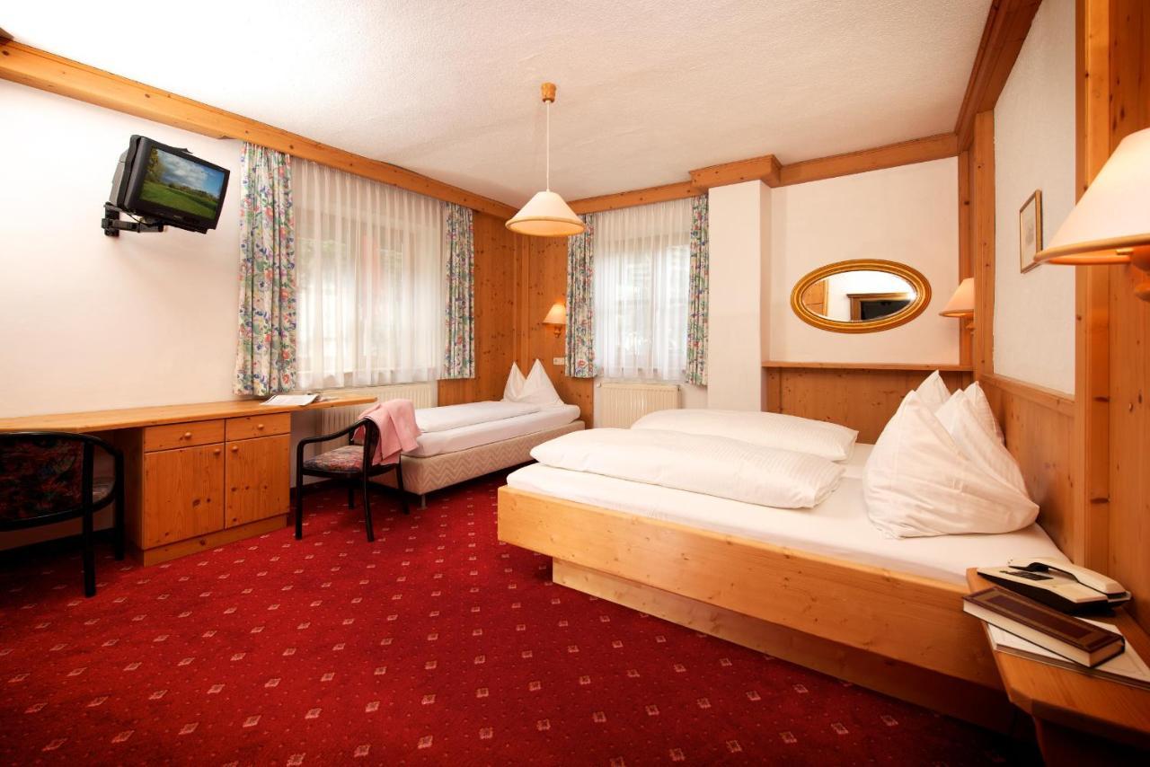 Hotel Grafenwirt 바그라인 객실 사진